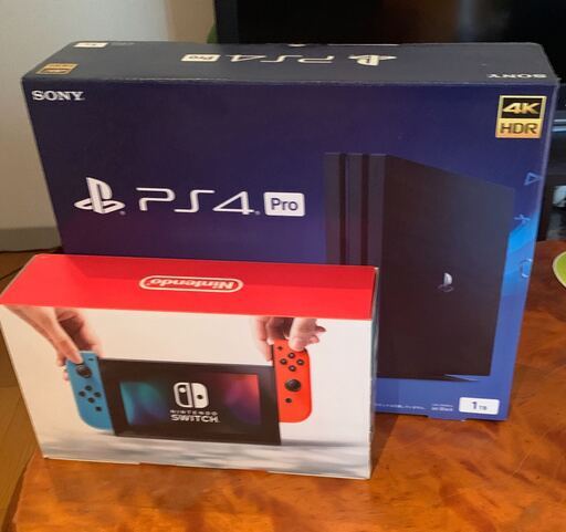 【中古品】PS4 Pro 1TB&任天堂SWITCH