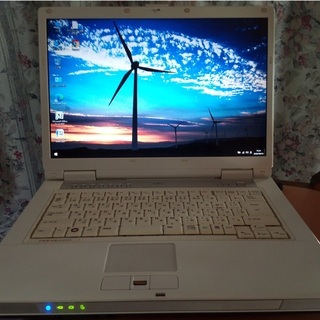 ノートパソコン Fujitsu FMV-BIBLO NF50W Windows10の画像