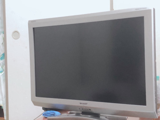 テレビ19インチとSHARP32インチとDVDプレーヤー