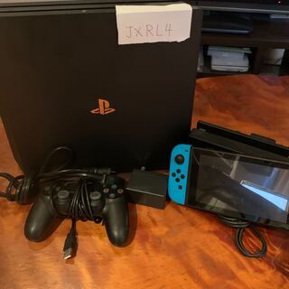 【中古品】PS4 Pro 1TB&任天堂SWITCHの画像