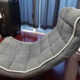 ニトリ座椅子　クション付き　の画像