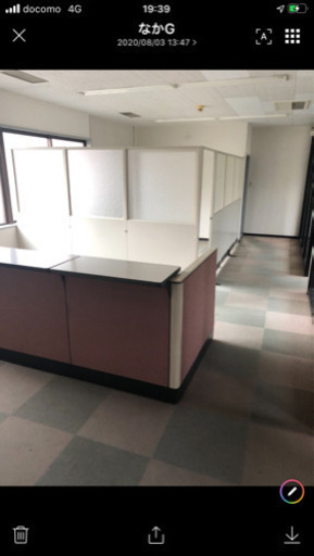 パーテーション、カウンターテーブル、棚