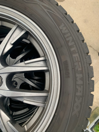 スタッドレスタイヤ　175-65-15