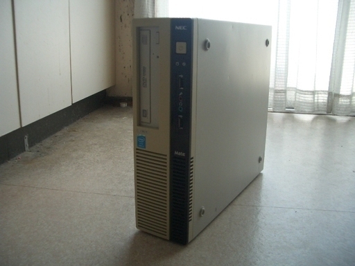 省スペース型 NECデスクトップPC