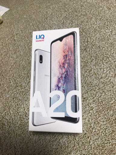 Galaxy A20 ホワイト32GB UQ mobile 本体 クリアケース付き