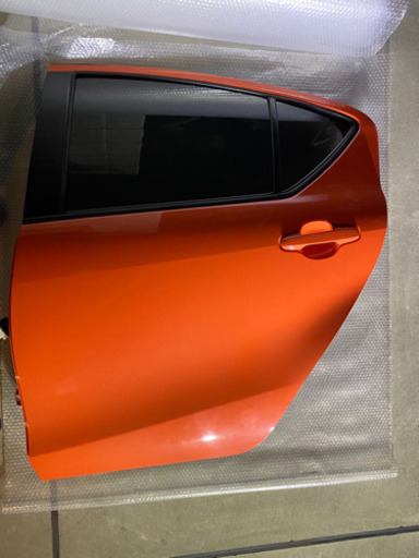 アクア　ドア左