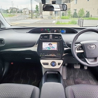 50　プリウス　S　LEDフォグ・地デジ・ETC・ハイブリッド　予備検査付き！！の画像