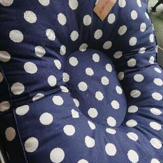 【最終値下げ】ベビークッションの画像