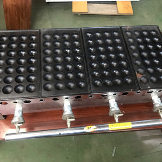 引き渡し者決定。業務用たこ焼き器 4連プロパン新品保管品