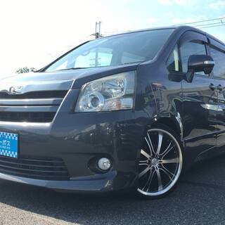 ◇A678[カーズ大阪]【全国陸送15.000円】19年ノア！両...