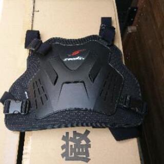 チェストガード 胸部防具