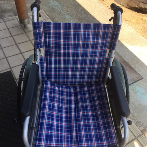 車椅子 自走式 ノーパンクタイヤ  お譲り致します