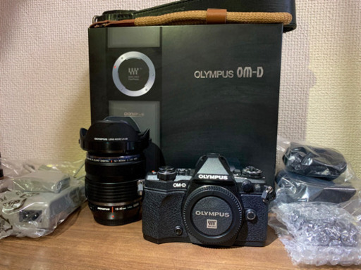 【美品】OM-D E-M5 MarkⅡ 12-40mm pro レンズキット