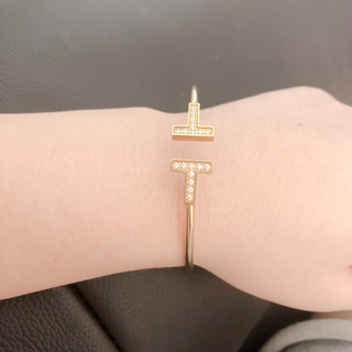 Ｔブレスレットの画像