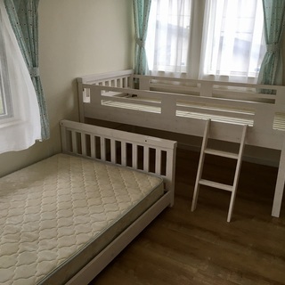 （取り引き中）二段ベット　下段がセミダブルですの画像