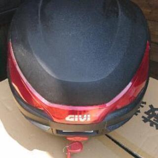 バイク用 GIVIリアボックス