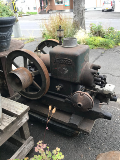 レトロ発動機、クボタ発動機、ガーデニング雑貨、発動機
