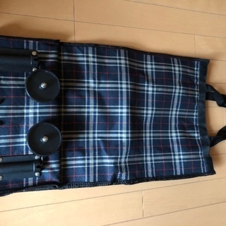折りたたみ式　キャスター付き　バック　お買い物や旅行帰りのお土産入れにいかがですかの画像
