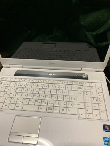 ノートパソコン美品