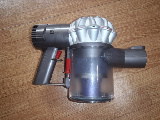 Dyson DC62 モーターヘッドコードレススティッククリーナーシルバー