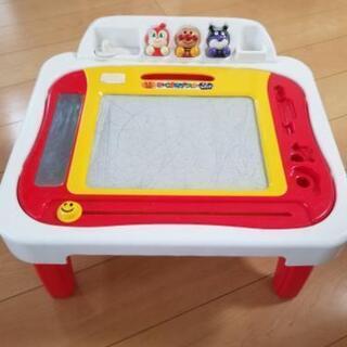 アンパンマン　お絵かきテーブル