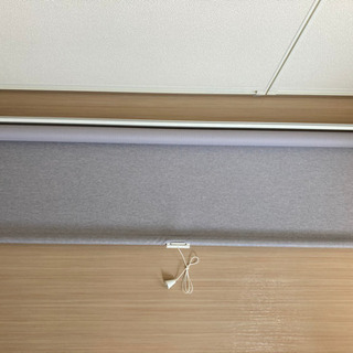 【大幅値下げ】新品ロールスクリーン　巾124cm×丈80cm 色:グレー