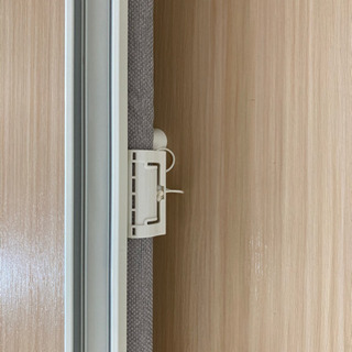 【大幅値下げ】新品ロールスクリーン　巾124cm×丈80cm 色:グレーの画像