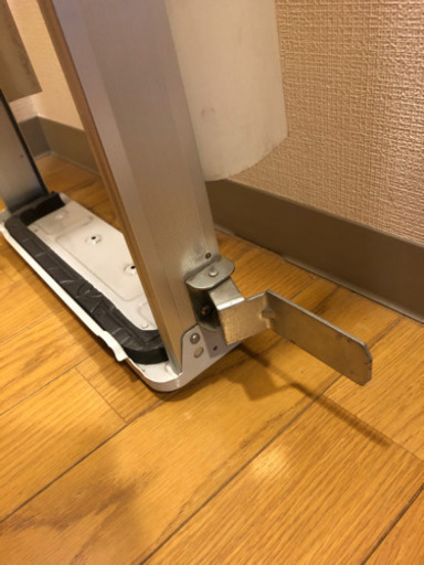 ［業者クリーニング済み】コロナルームエアコン　ウインドウ形冷房専用（取り付け枠付き）