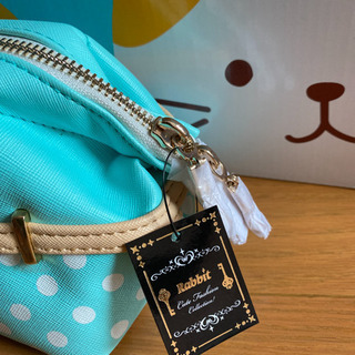 かわいいプレートポーチ　水色　新品の画像