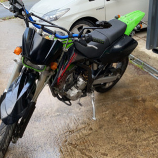 Dトラッカー250