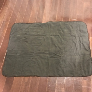 クマの袋のひざ掛けの画像