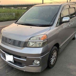 ヴォクシー ４WD サンルーフ 車検R3年3月