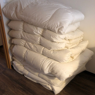 ニトリ　消臭羽毛布団　シングルサイズ　中古です！の画像
