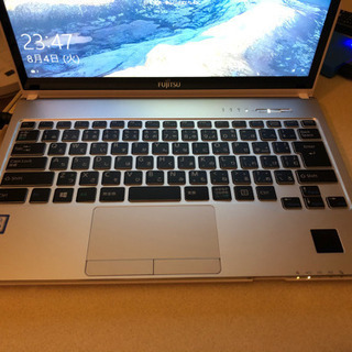 intel7世代cpu i5-7200u/RAM8G/SSD128GB FUJITSU訳ありの画像