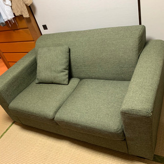2人掛けソファ グリーンの画像