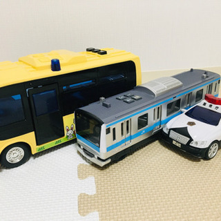 音の出る車、電車セット