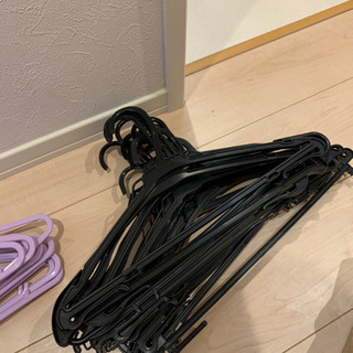 プラスチックハンガーの画像