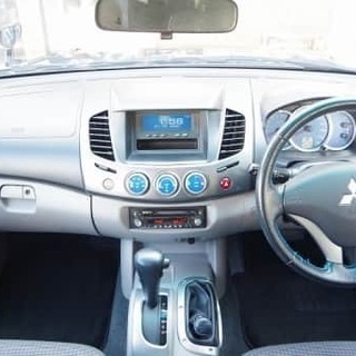 三菱 トライトン ベースグレード♪　この車はなんだ！？の画像