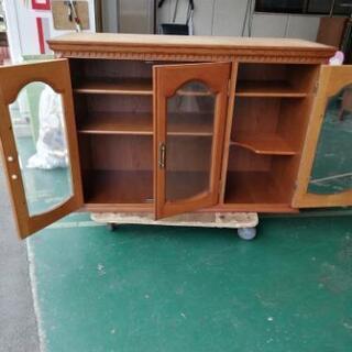 食器棚　収納　アンティーク　オールド　レトロの画像