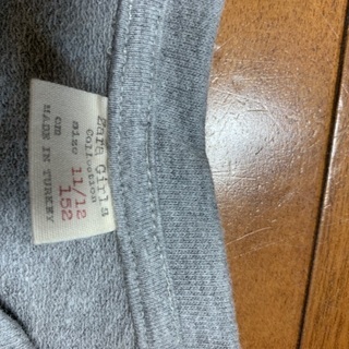 ZARA girl'sコレクション　Tシャツの画像