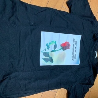 GU Tシャツ