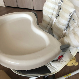 カトージバウンサー　テーブル付きの画像