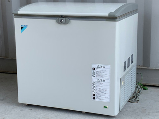 格安で！ダイキン 業務用冷凍庫◇大容量◇ストッカー◇キャスター付◇153L◇2010年製◇LBFB1AS◇JF-0082