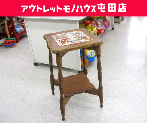 ダルギア 花台 置台 電話台 棚 花模様 彫り DARGIA ☆ PayPay(ペイペイ)決済可能 ☆ 札幌市 北区 屯田