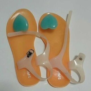 新品未使用　スイマー　ハート　サンダル