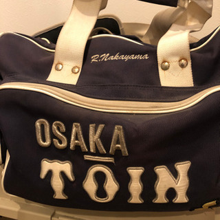 大阪桐蔭　第100回　甲子園使用記念バッグ 甲子園】大阪桐蔭、黄色いバッグ 18年春夏連覇時のゴールドに似