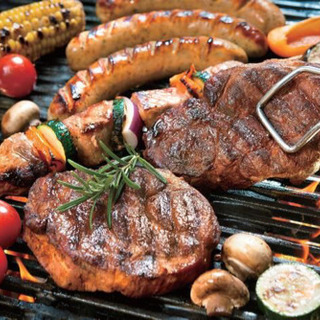 急遽決定!!淀川川河公園の河川敷にて色んな方達と最高のBBQ!!...