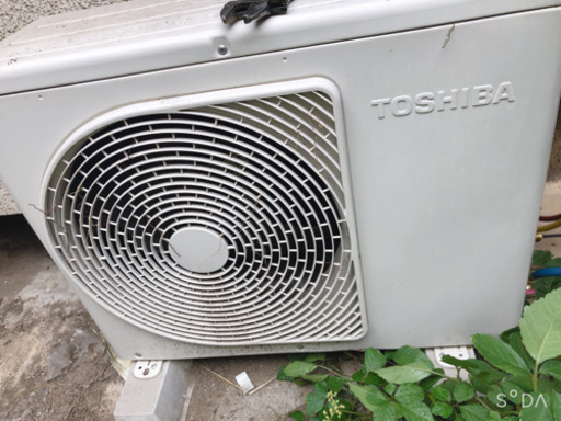 2013年製　東芝　中古エアコン　6畳タイプ