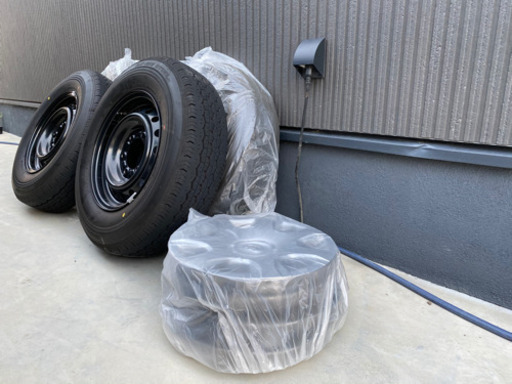 ハイエース200 5型　50周年アニバーサリー記念車　純正　195/80/15