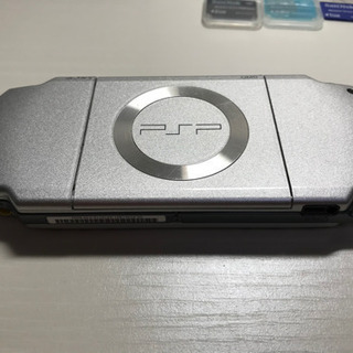 値下げ　訳あり PSP 2000 ソフトセット モンハンなど 充電器 ケース 箱 説明書 ゲーム の画像